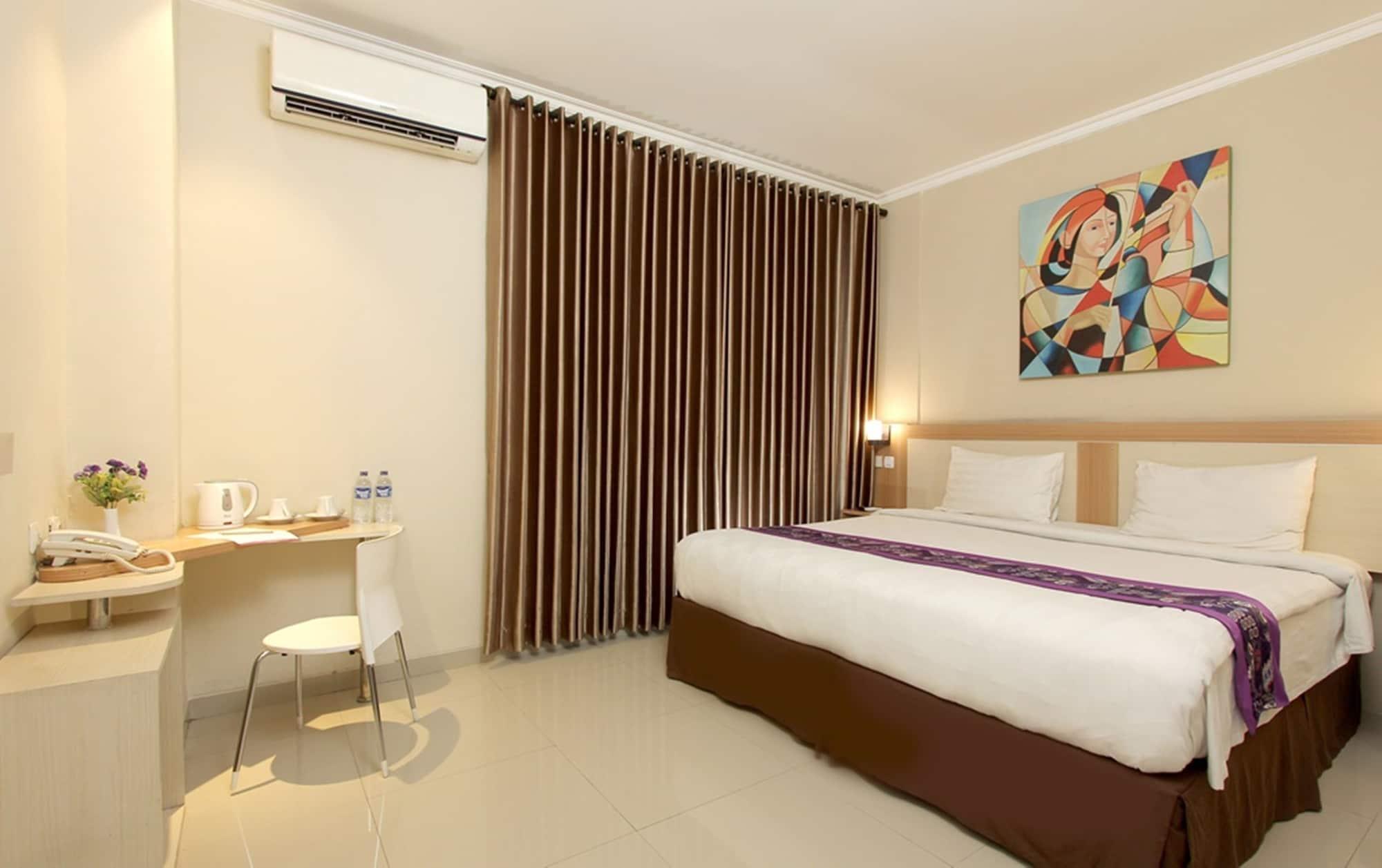Laxston Hotel Yogyakarta Exterior foto
