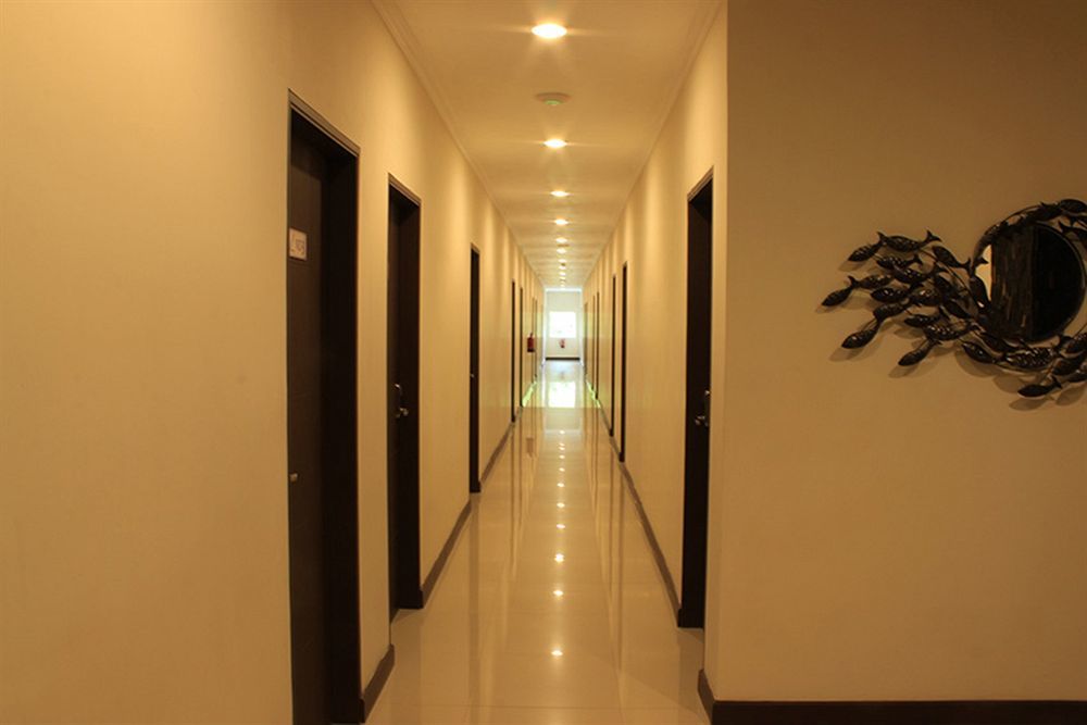 Laxston Hotel Yogyakarta Exterior foto